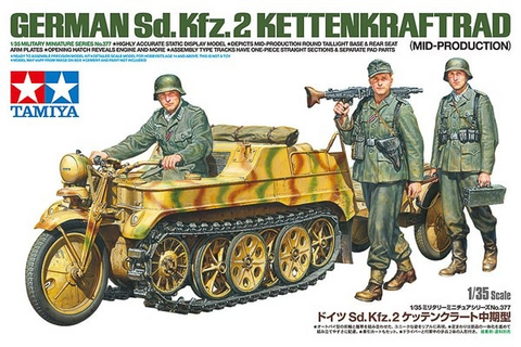 SdKfz 2 Kleines Kettenkraftrad (Mid. Prod.) & 3 Figures	 1/35