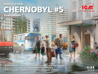 Chernobyl #5 Evacuation (4 Adults, 1 Child & Luggage)  1/35