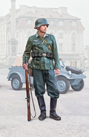 German Infantryman  1/9