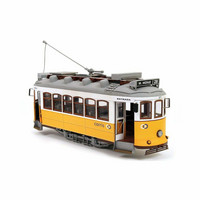 Lisboa Tram 1/24