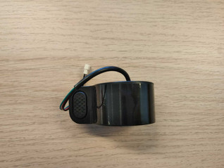 Kaasukahva Xiaomi Mi -sähköpotkulaudoille