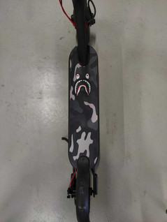 Grippiteippi Xiaomi M365 PRO/PRO2 -sähköpotkulautaan, Supreme