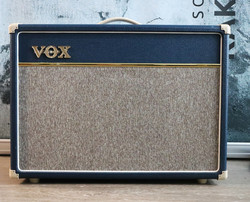 Vox AC15C1-RB Combo Rich Blue Ltd Edition, 15W (käytetty)