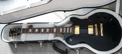 Gibson Les Paul Studio Ebony 2008 (käytetty)