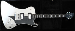 Hagstrom Fantomen White 2018 + kova laukku (käytetty)