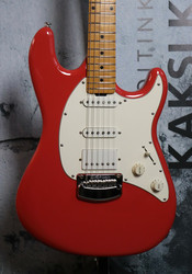 Ernie Ball Music Man Cutlass RS HSS Coral Red 2018 (käytetty)