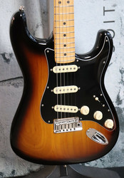 Fender American Ultra Luxe Stratocaster 2021 (käytetty)