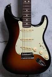 Fender  American Ultra Stratocaster 2021 (käytetty)