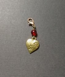 Heart shaped collar charm