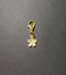 Flower collar charm
