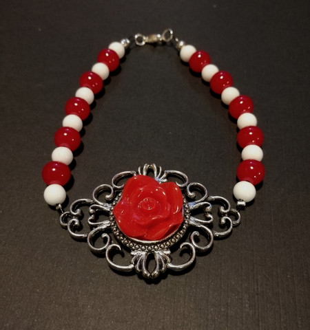 Red rose anklet