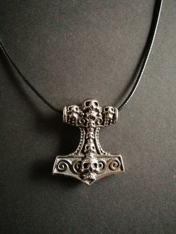 Thor's hammer necklace skull with black cord