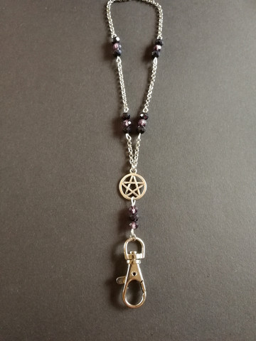 Pentagram key chain with black and violet