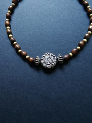 Large bracelet with wooden beads