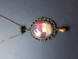 Pin-up couple necklace