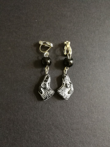 Black dog clip earrings