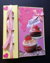Cupcakes candle card 