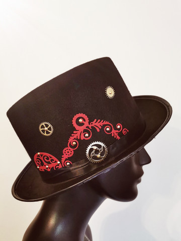 Steampunk hat with clock and gears