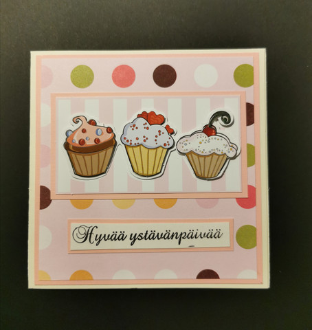 Ystävänpäiväkortti muffinssi
