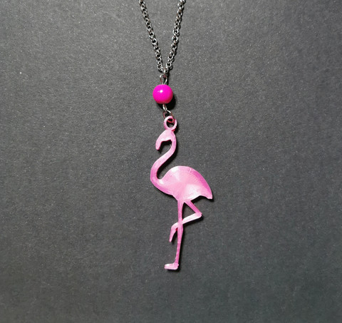 Flamingo necklace with pink bead