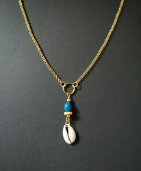 Shell necklace with blue shell beads