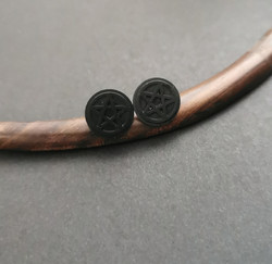 Small black pentagram Stud Earrings