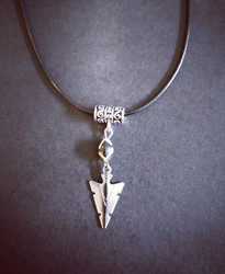 Arrowhead necklace