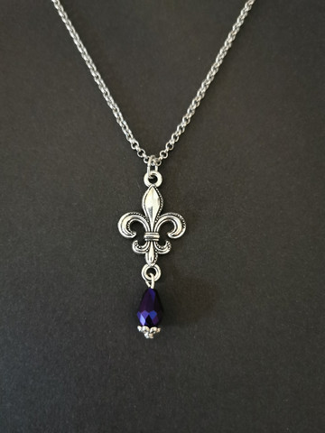 Fleur de lis necklace with violet droplet