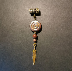 Locks jewelry feather with stone beads