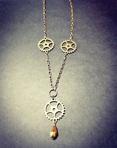 Steampunk gear necklace