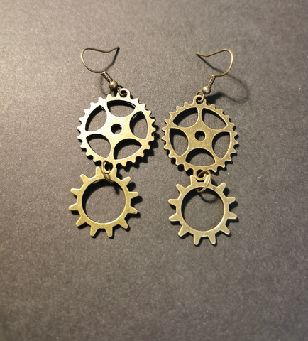 Steampunk rataskorut kaksi ratasta
