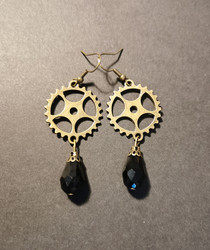 Gear earrings with black drop