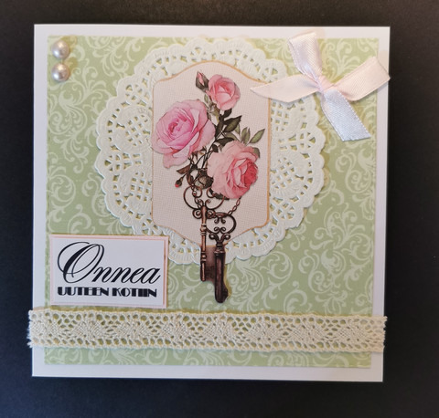 Housewarming card with roses