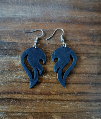 Black flames earrings