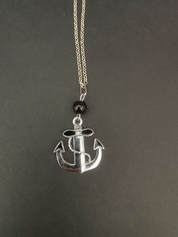 Anchor necklace - black