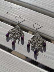 Hanging Earrings with Violet Droplets