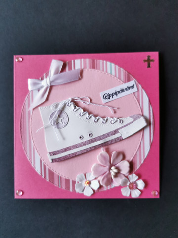 Shoe confirmation card