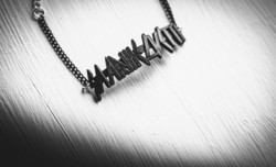 Saarihelvetti bracelet