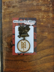 Wooden necklace bear bind rune