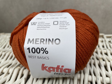 Katia Merino 100% , väri 20 tumma oranssi