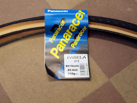 PANARACER PASELA 700C X 25 MM TANWALL