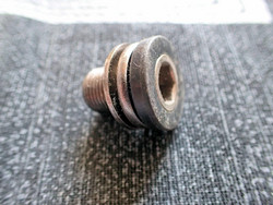 CRANK MOUNTING BOLT M12