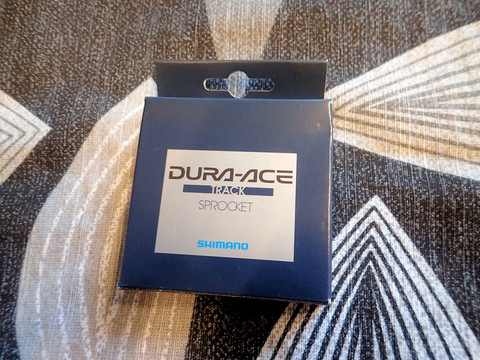 SHIMANO DURA-ACE SPROCKET THREADED 14T 1/8
