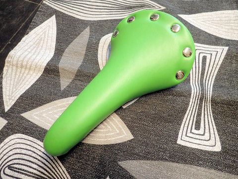 RETRO SADDLE GREEN
