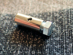 END CYLINDER FOR CABLE W/SCREW 6X9 MM