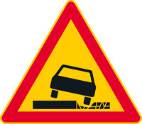 A14 Dangerous roadside, A140014