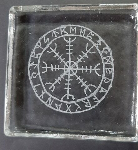 Aegishjalur Amuletti