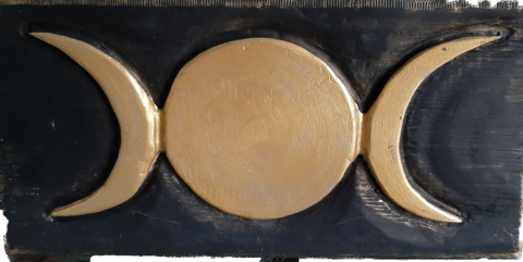 Alltari taulu Kuut