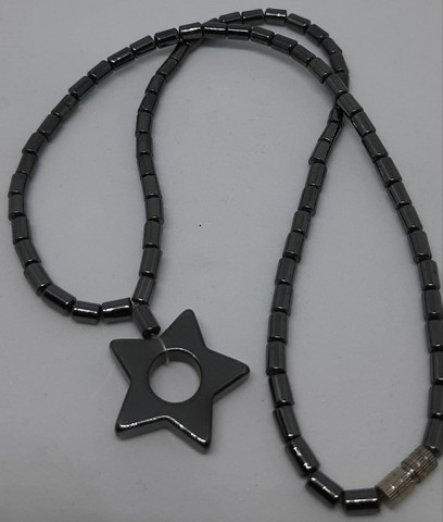 Hematiitti pentagram