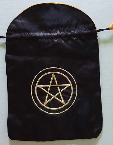 Tarot pussukka must/kult. Pentagram